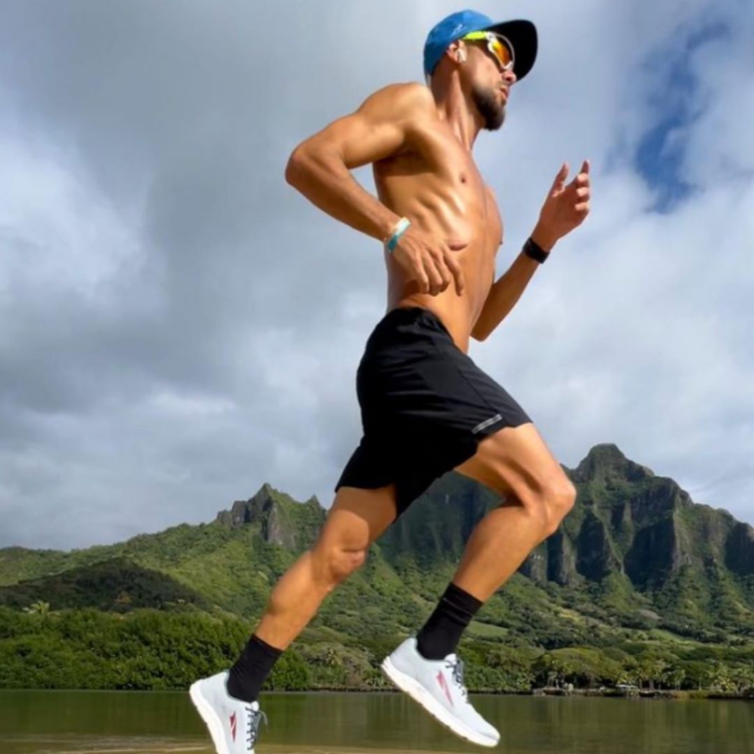 Movement is Life: Take This Physical Therapist's Island Tour - A week before attempting a FKT around O'ahu, Sergio wrote the following on his Instagram profile: 

