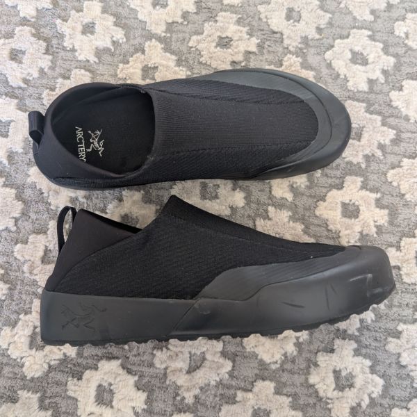 Best Recovery Shoes for Runners in 2026: Slides, Clogs, Sandals, & More - Versatility is the name of the game when it comes to the Arc'teryx Kragg shoe.