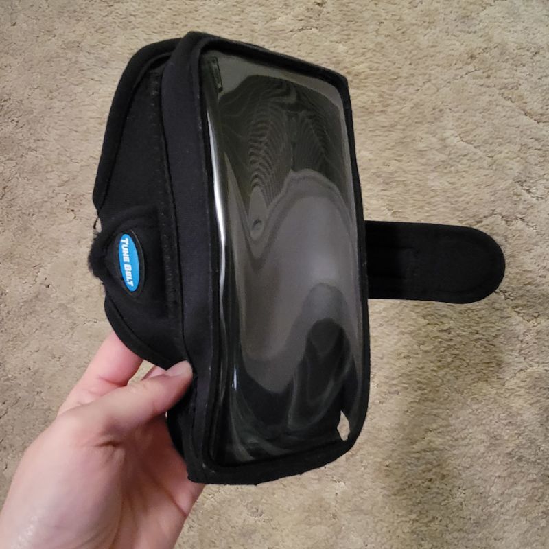 Other Tune Belt phone arm strap Reviews WeeViews Other Tune Belt phone arm strap Reviews WeeViews