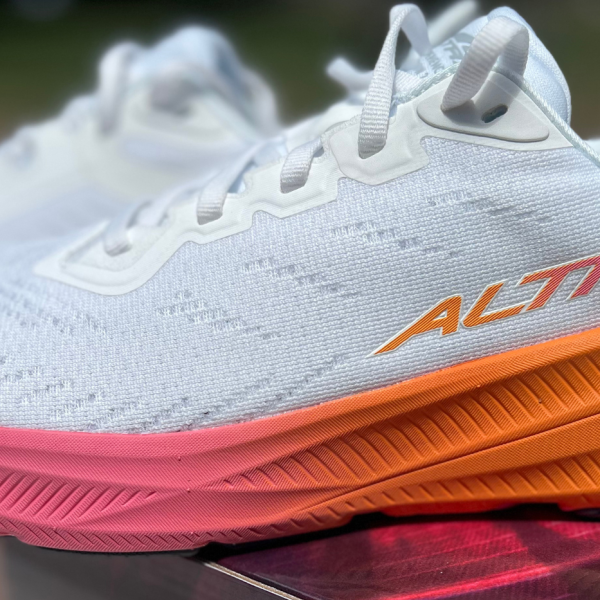 Image of Altra Experience Flow 2