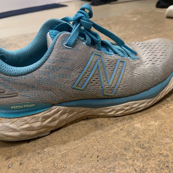 Image of New Balance 880 v 11