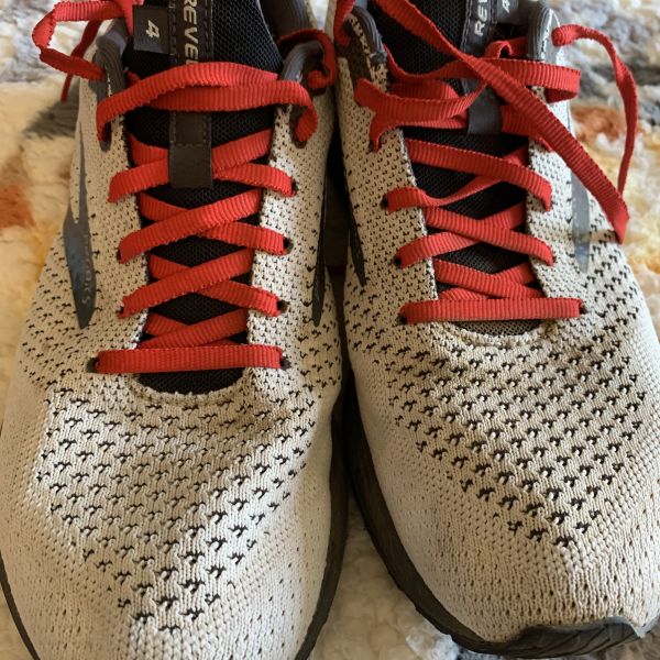 Image of Brooks Revel 4