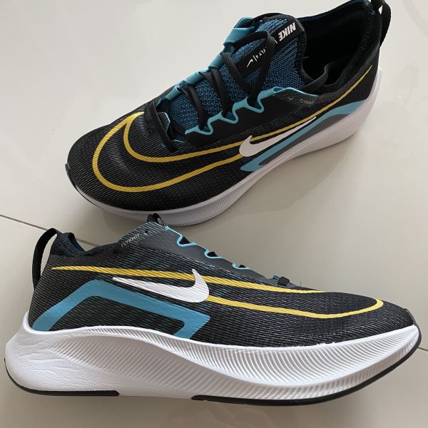 Image of Nike Zoom Fly 4