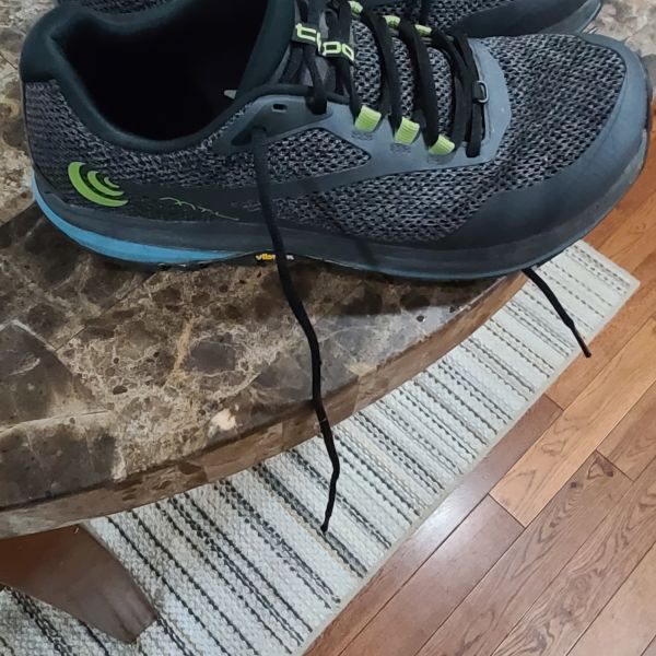 Image of Topo Athletic MTN-4