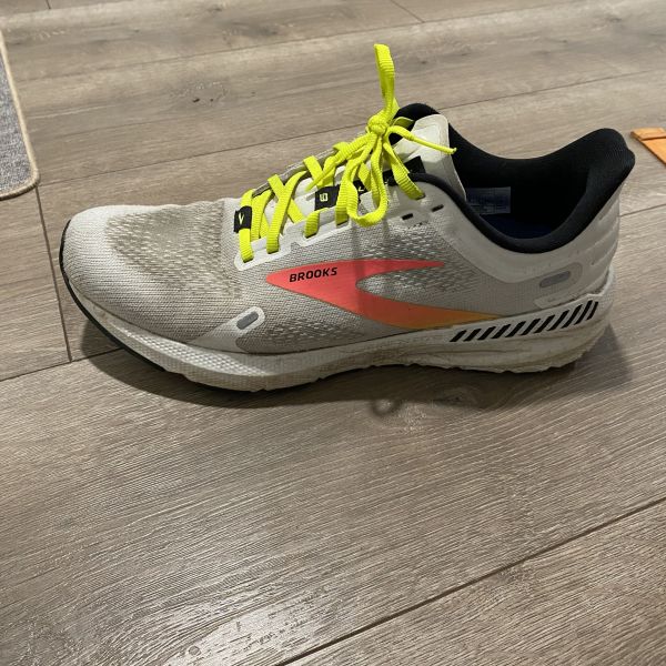 Image of Brooks Brooks Launch GTS 9