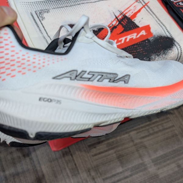 Image of Altra Experience Flow 3