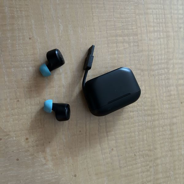 User uploaded image of Go Air Pop True Wireless Headphones