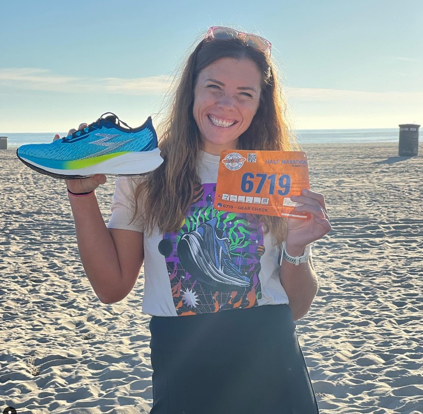 Best wide running shoes by Hollie S WeeViews