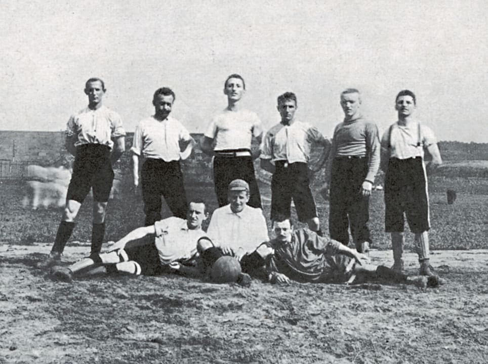 Spieler_1903.jpg