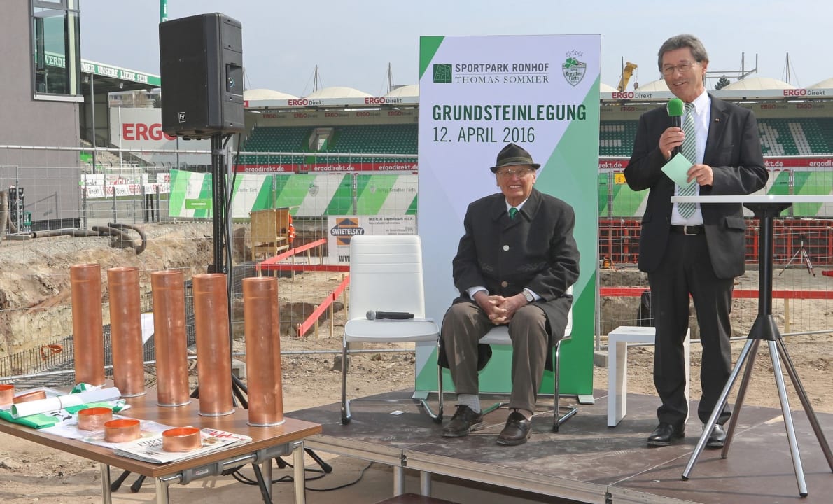 Hack_Strattner_Grundstein.jpg