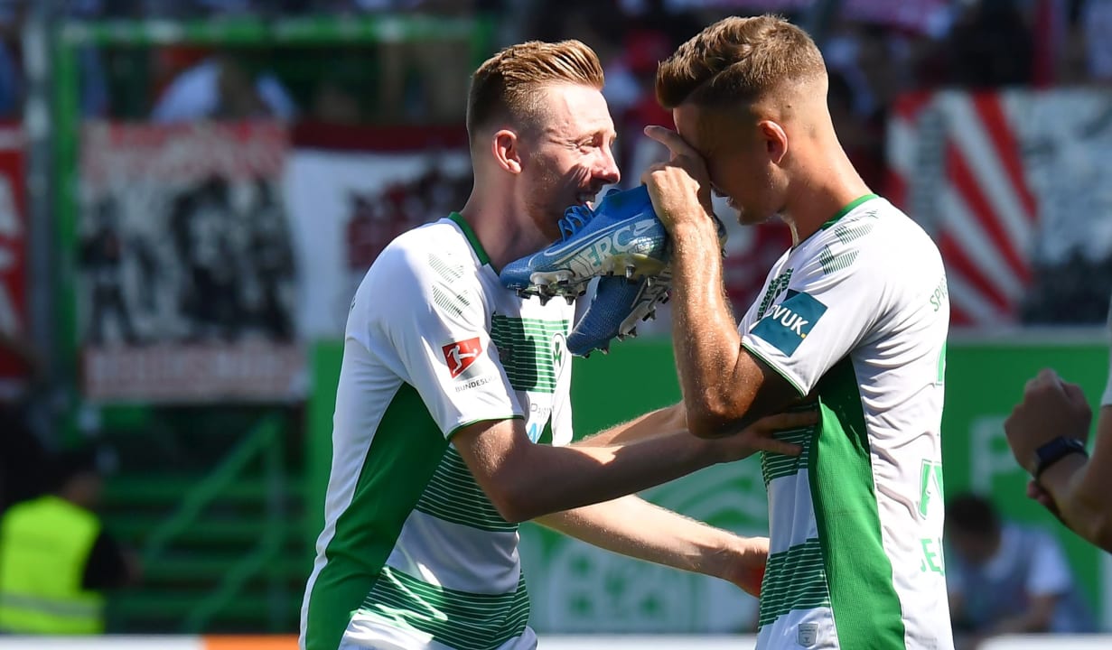 20190818_spvgg_regensburg_mezi_2035.jpg