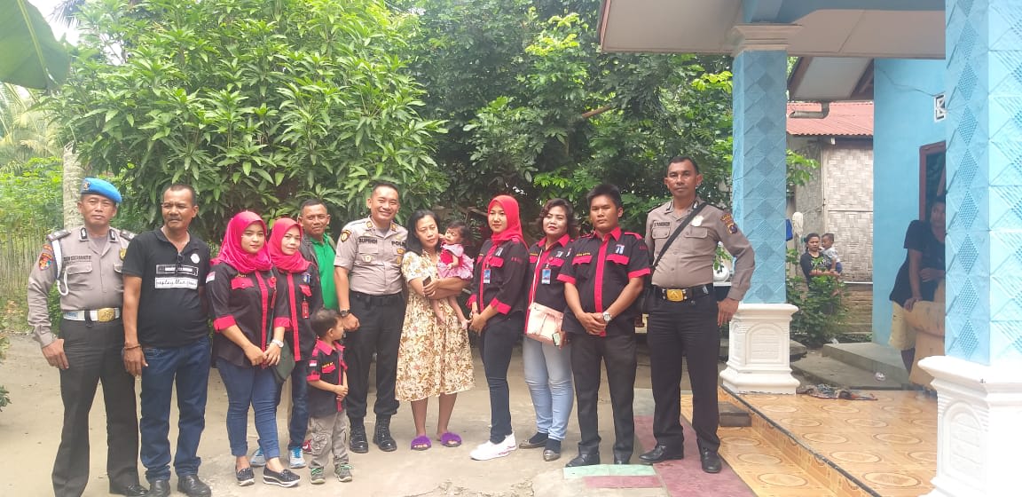 Kayla Amanda Balita Penderita Cacat Fisik dan Gizi Buruk Kayla Amanda Balita Penderita Cacat Fisik dan Gizi Buruk