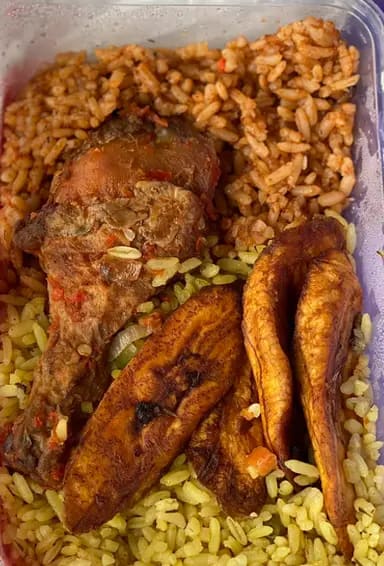 a Plate of Mixed rice with chicken and extra rice