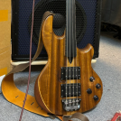Profilbild von Oliver - Bassist aus Essen