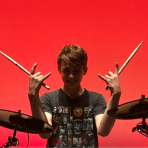 Profilbild von Tom Schlagzeuger*in aus Marl