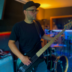 Profilbild von A.SLik Bassist aus Aurich