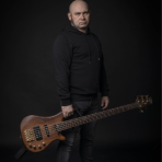 Profilbild von Yevhen Hlinskyi Bassist aus Wien