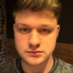 Profilbild von Ian Pianist*in aus Breitscheid