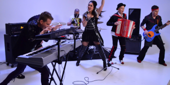Bannerbild von Eugene Kazantsev Keyboarder*in aus Beverstedt