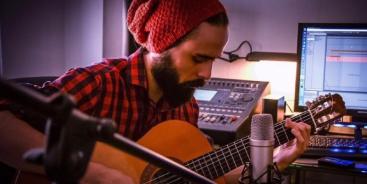 Banner image from Tommy - Singer-songwriter from Stuttgart
