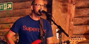 Banner image from Basti - Keyboard player from Osdorf