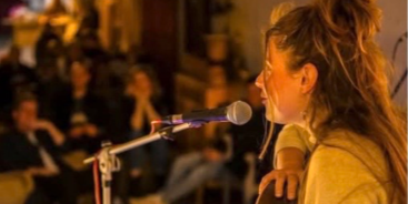 Banner image from Esther Brandani - Singer-songwriter from Bonn