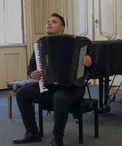 Michael Ziegler - Akkordeonist*in aus Delmenhorst Galeriebild von Michael Ziegler - Akkordeonist*in aus Delmenhorst