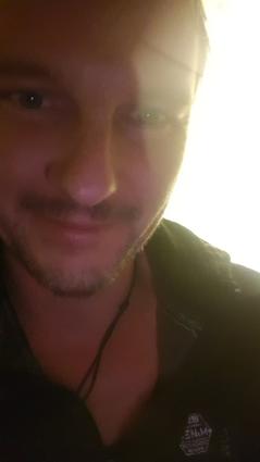 Elions Tree - Instrumentalist*in aus Galeriebild von Elions Tree - Instrumentalist*in aus