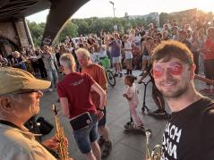 Galeriebild von Krach Boom Brass Band Berlin 3000 - Band aus Berlin