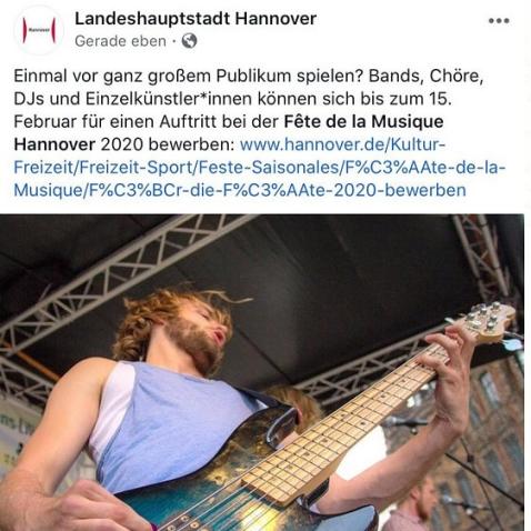 Niki - Bassist*in aus Hamburg Galeriebild von Niki - Bassist*in aus Hamburg