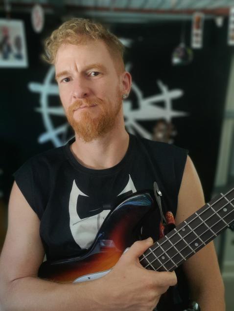 Der liebe Herr Gesangsverein - Bassist aus Tübingen Galeriebild von Der liebe Herr Gesangsverein - Bassist aus Tübingen
