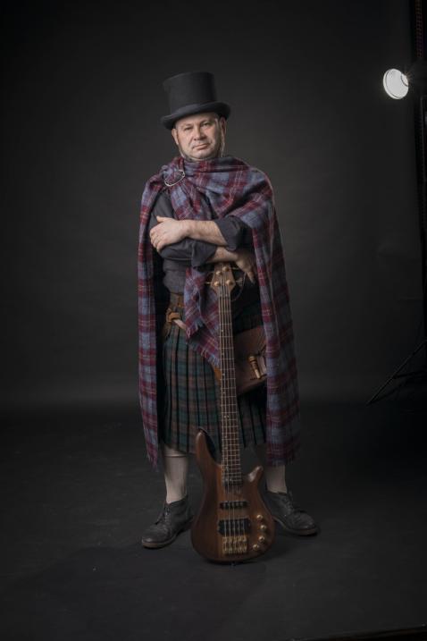 Yevhen Hlinskyi - Bass player from Wien Gallery image from Yevhen Hlinskyi - Bass player from Wien