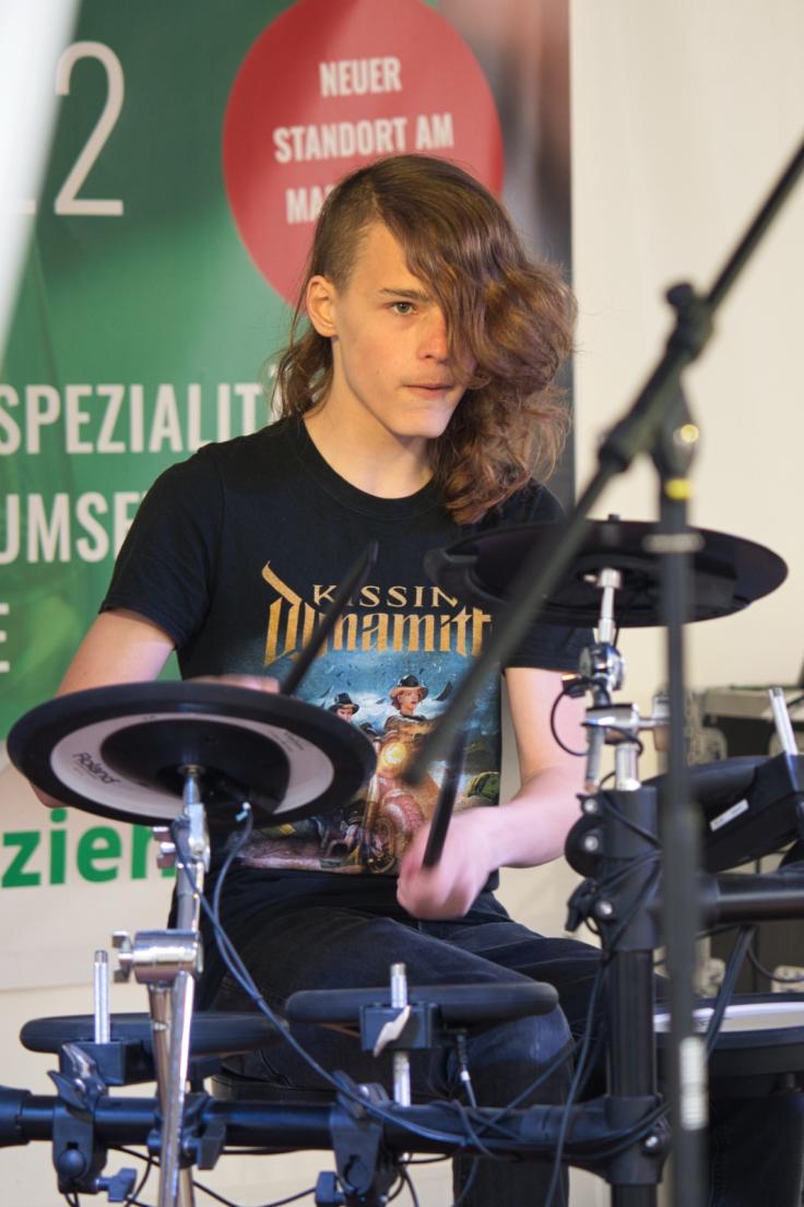 Tom - Schlagzeuger*in aus Marl Galeriebild von Tom - Schlagzeuger*in aus Marl