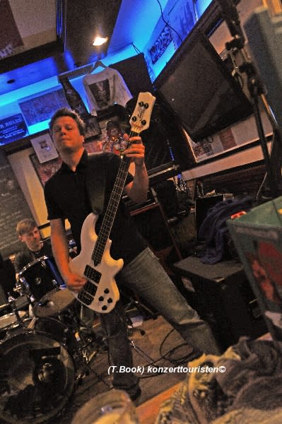 Oliver - Bass player from Essen Gallery image from Oliver - Bass player from Essen