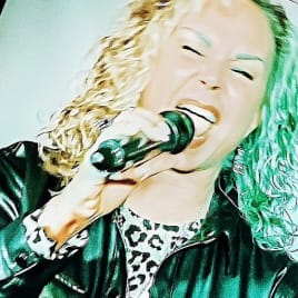 Carola Olschewsky Gesangslehrer*in aus Rödermark Profilbild von Carola Olschewsky Gesangslehrer*in aus Rödermark