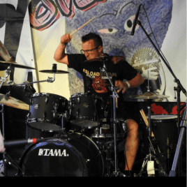 Profilbild von Alex Schlagzeuger*in aus Büren