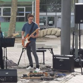 Profilbild von Benedikt Gitarrist*in aus Aschaffenburg