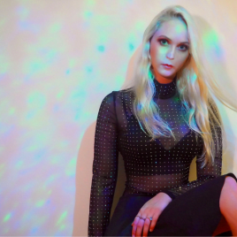 Profilbild von Annroe Singer-Songwriter*in aus München