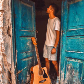 Profilbild von Alvi Gitarrist*in aus Hamburg