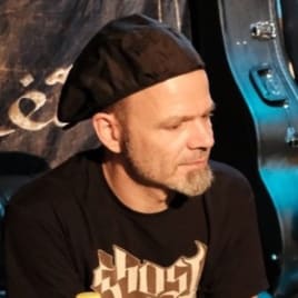 Profilbild von Olli Buster Bassist*in aus Böblingen