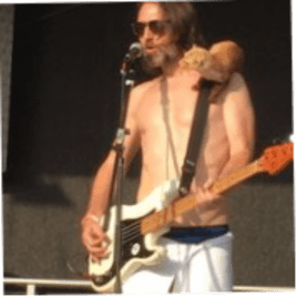 BadT Bassist*in aus Düsseldorf Profilbild von BadT Bassist*in aus Düsseldorf