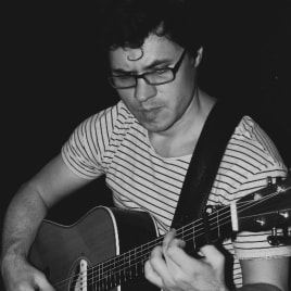 Profilbild von Jörn Gitarrist*in aus Nürnberg