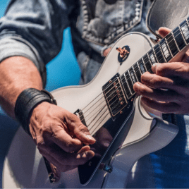 Profilbild von Christian Gitarrist*in aus Wiesbaden