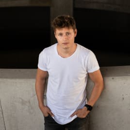 Sascha Krucker Sänger*in aus St. Gallen Profilbild von Sascha Krucker Sänger*in aus St. Gallen