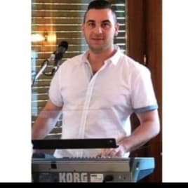 Profilbild von Catalin Mihai Sänger*in aus Dombühl