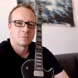 Seo.images.profile.avatar.name-category-city