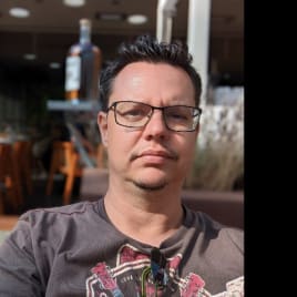 Profilbild von Pretty Back T Gitarrist*in aus Bornich