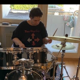 Profilbild von Rosalie Schlagzeuger*in aus Rielasingen-Worblingen