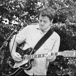 Seo.images.profile.avatar.name-category-city