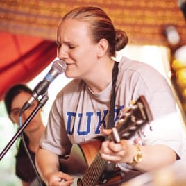 Profilbild von Chiara Singer-Songwriter*in aus München